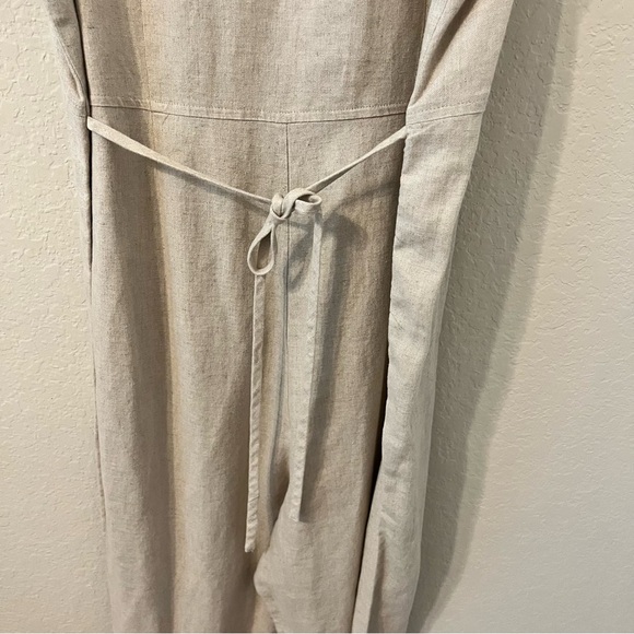 Maternity Sleeveless Neutral Collared Linen-Blend Cropped Jumpsuit Natural fiber - Picture 6 of 8